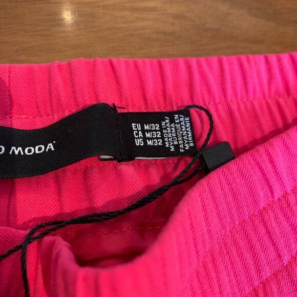 Vero Moda, new with tags, intense pink, sz M, unlined, pull on, wide leg - Picture 7 of 16